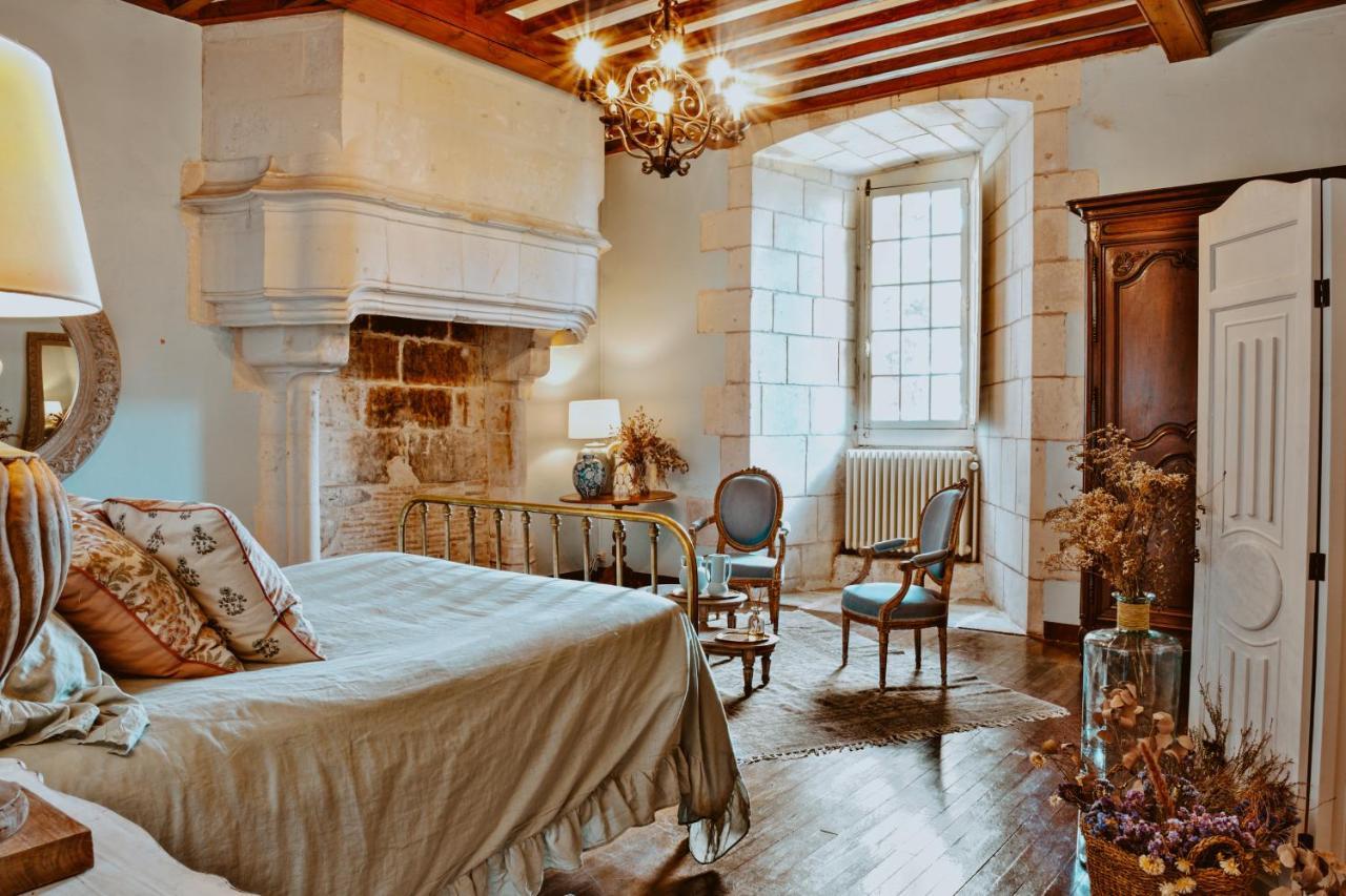 Chateau De Crazannes Экстерьер фото
